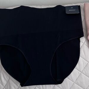 SPANX Black High-Rise Shaping Briefs
